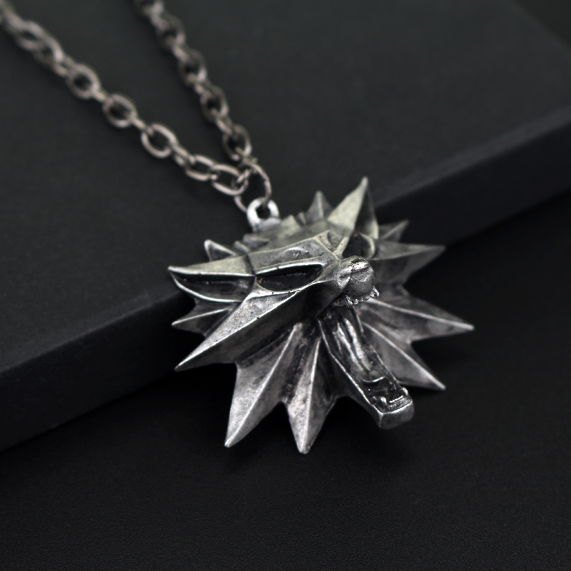 Collier pendentif tête de loup - Wildman Hunting & Outdoor Robertson Photos avis et prix